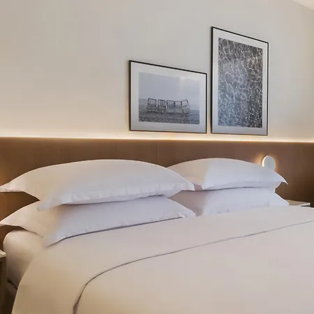 Bluesun Maestral 4* بريلا