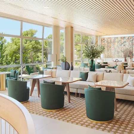 Hotel Bluesun Maestral 4*