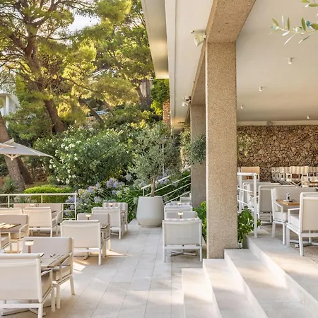 Bluesun Maestral 4* بريلا