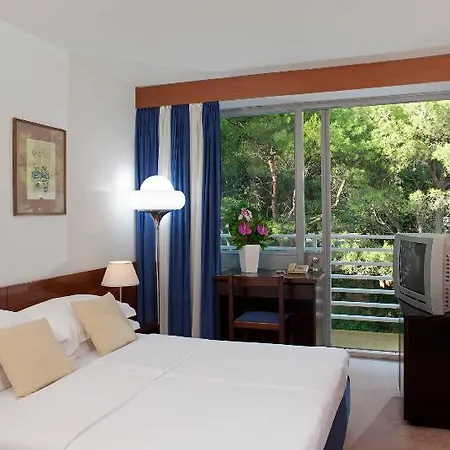 Bluesun Maestral Hotel 4*