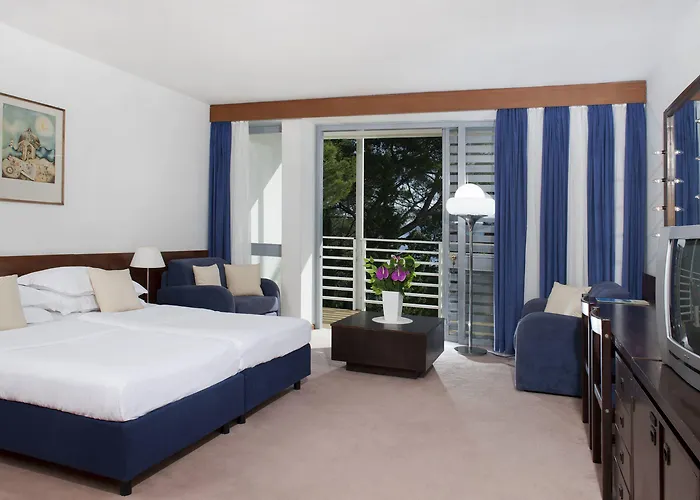 Bluesun Maestral 4* Брела