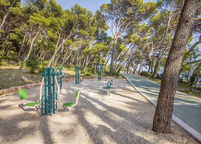 Bluesun Maestral Брела