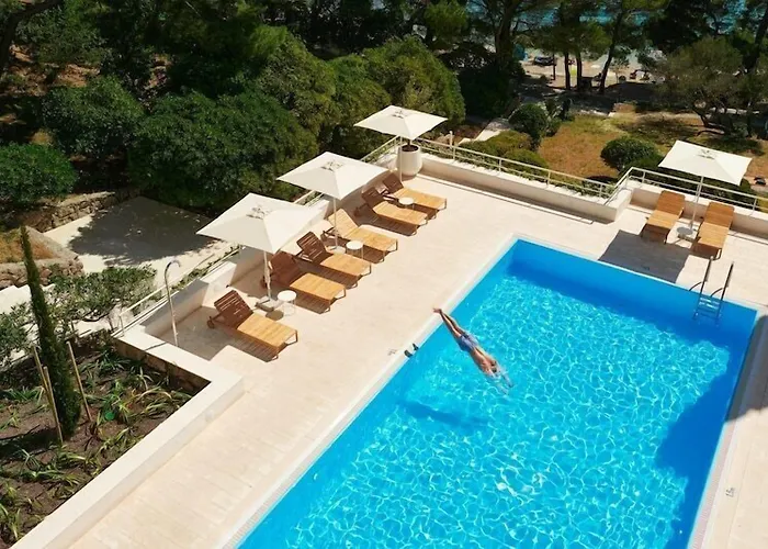 Bluesun Maestral Отель